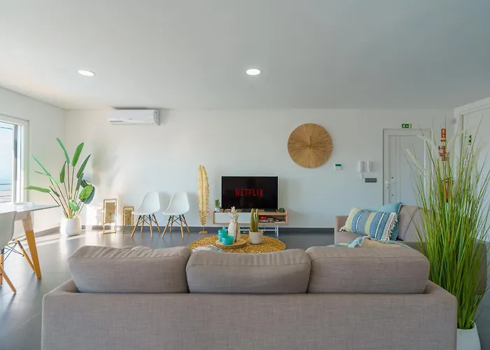 Silver With Ocean View Villa *